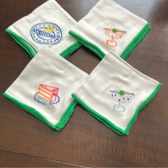 Kate Spade Embroidered Drink Napkins with Green Trim - Picture 3 of 4